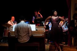 aintmisbehavin-2