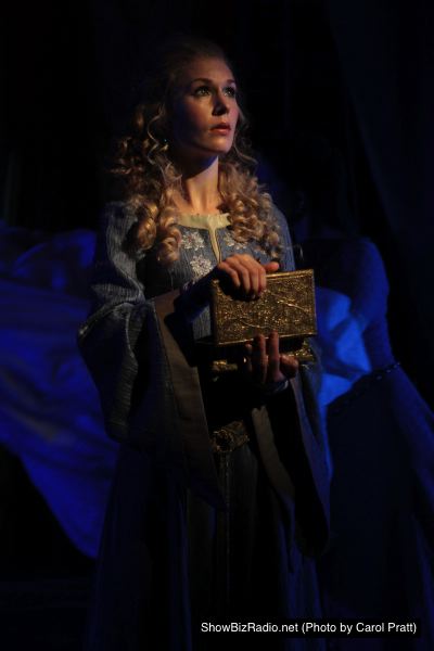 Janie Brookshire as Desdemona