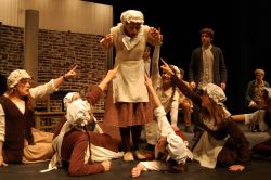 Rachel Wimmer (Mary Warren) and the afflicted girls