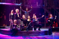 A fourth-rate Russian theater troupe welcomes their audience