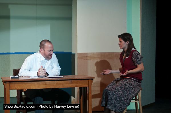 Jonathan Dyer (Doctor), Caitlyn Conley (Catherine Donohue)