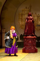 David Schramm as Falstaff