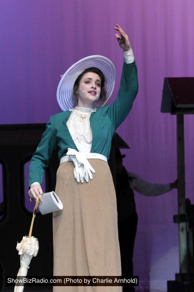 Alexandra Nicopoulos (Dolly Levi)