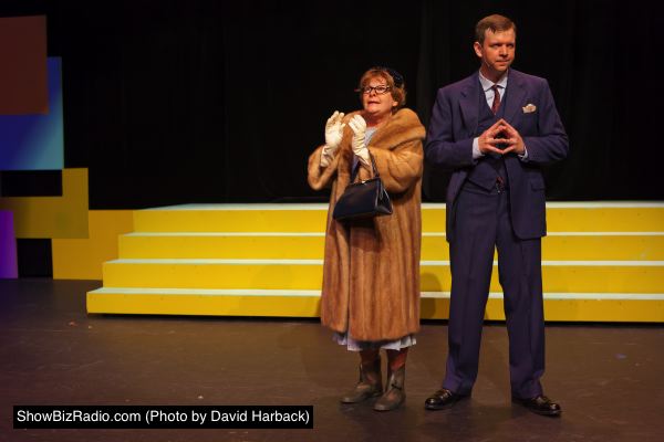 Susy Moorstein (Mae Peterson) and Joshua Wilson (Albert Peterson)