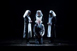 Scott Parkinson as Angelo and ensemble members Jacqui Jarrold, Gracie Terzian and Amber Mayberry