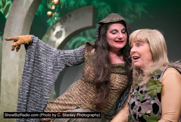 Snake (Laura Giannarelli) & Eve (Lynn Steinmetz)