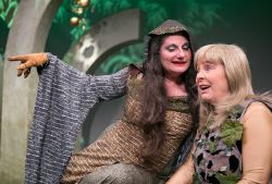 Snake (Laura Giannarelli) & Eve (Lynn Steinmetz)